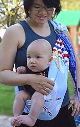 Lite-on-Shoulder Baby Sling