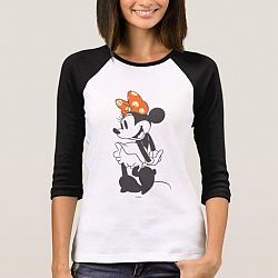 Trendy Minnie | Shy Pose T-shirt