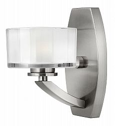 5590BN-LED - Hinkley Lighting - Meridian - 8 Inch 4.5W 1 LED Bath Vanity Brushed Nickel Finish with Thick Faceted Clear/Etched Glass - Meridian