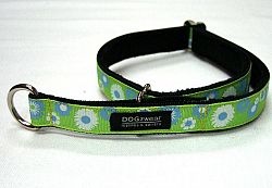 Green with Blue & White Daisy Limited Slip - Default