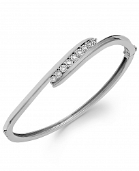 Diamond Swirl Bangle Bracelet in Sterling Silver (1/4 ct. t. w. )