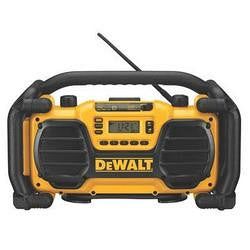 Dw Worksite Radio And Charger